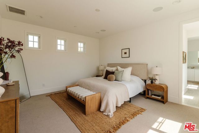 3914 Keeshen Drive, Los Angeles, CA 90066