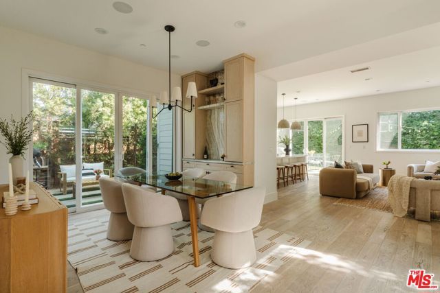 3914 Keeshen Drive, Los Angeles, CA 90066