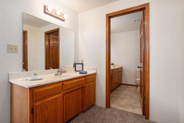 540 Golf View Drive, Medford, OR 97504