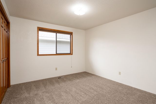 540 Golf View Drive, Medford, OR 97504