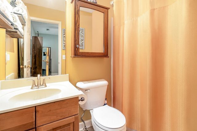 224 Logans Cir, Franklin, TN 37067