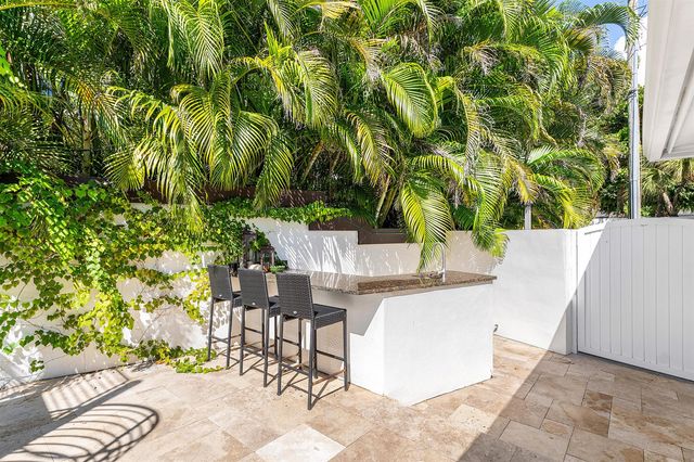 6130 Ridge Lane, Ocean Ridge, FL 33435