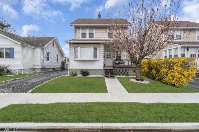 567 Teneyke Pl, Rahway City, NJ 07065