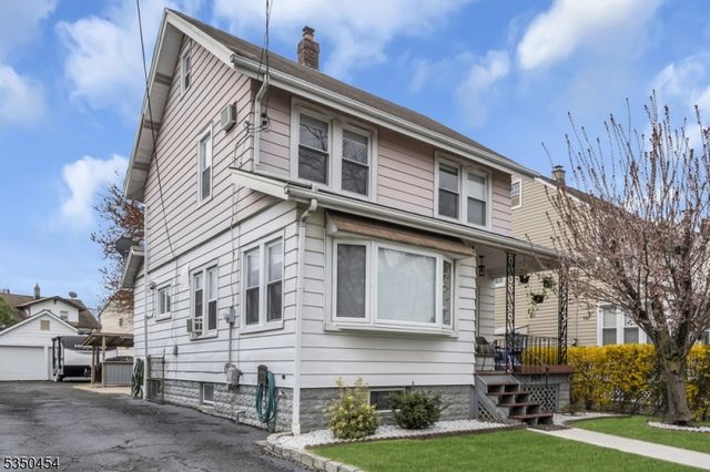 567 Teneyke Pl, Rahway City, NJ 07065