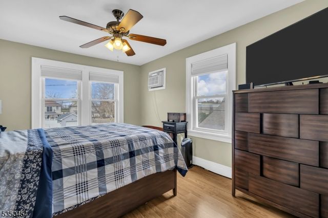 567 Teneyke Pl, Rahway City, NJ 07065