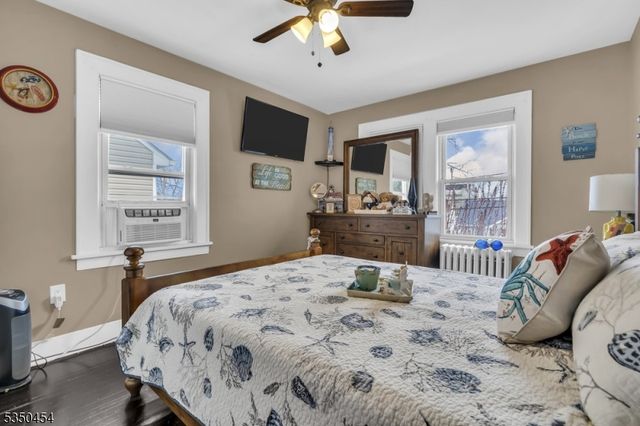 567 Teneyke Pl, Rahway City, NJ 07065