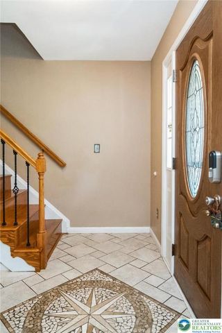 2710 Farmersville Road, Bethlehem Twp, PA 18020