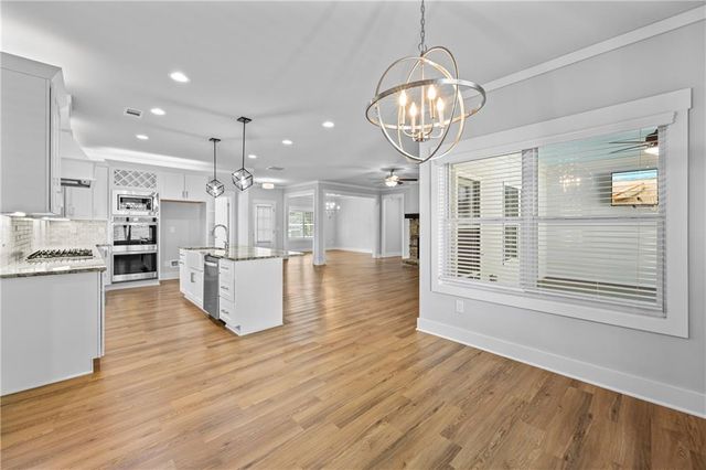 564 White Oak Way, Monroe, GA 30655