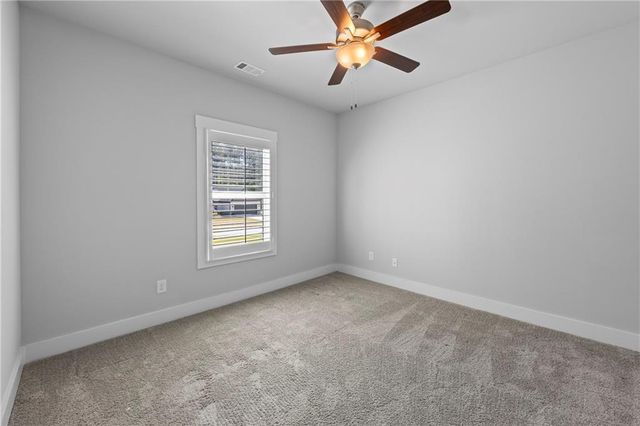 564 White Oak Way, Monroe, GA 30655
