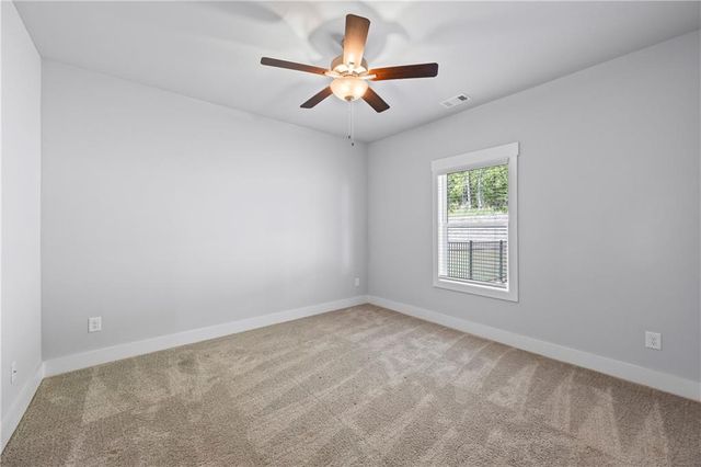 564 White Oak Way, Monroe, GA 30655
