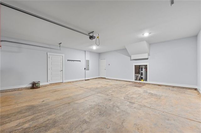 564 White Oak Way, Monroe, GA 30655
