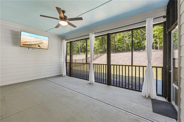 564 White Oak Way, Monroe, GA 30655