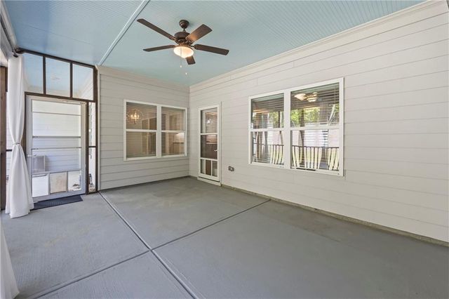 564 White Oak Way, Monroe, GA 30655