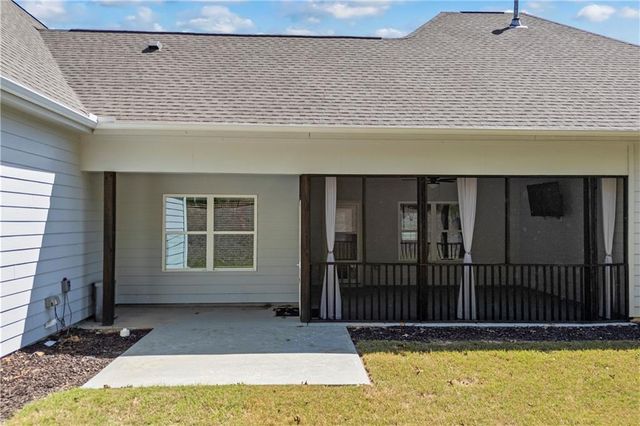 564 White Oak Way, Monroe, GA 30655