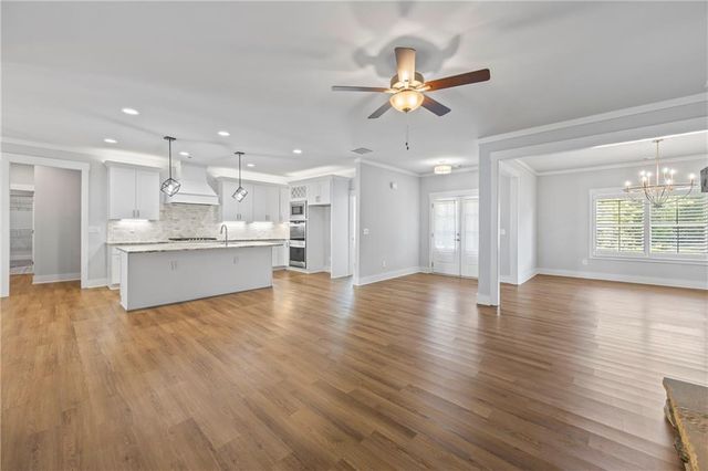 564 White Oak Way, Monroe, GA 30655