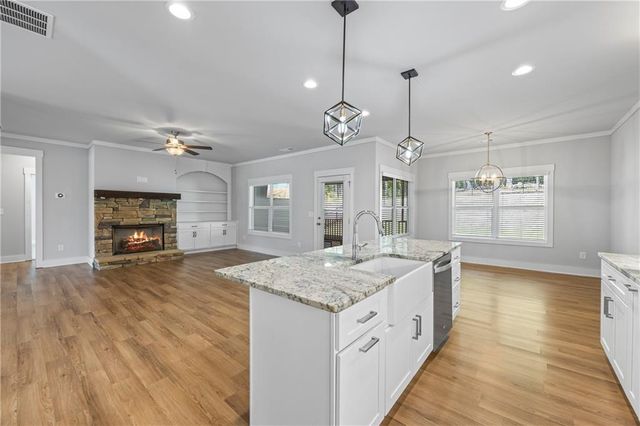 564 White Oak Way, Monroe, GA 30655