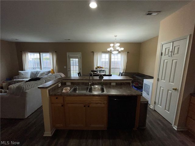 972 Tradewinds Cove 972, Painesville Twp, OH 44077