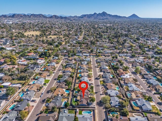 1726 W ROYAL PALM Road, Phoenix, AZ 85021