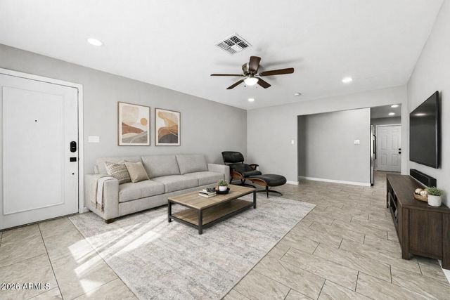 1726 W ROYAL PALM Road, Phoenix, AZ 85021