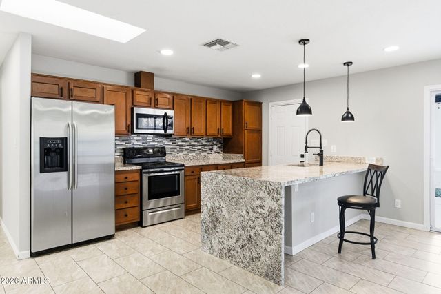 1726 W ROYAL PALM Road, Phoenix, AZ 85021