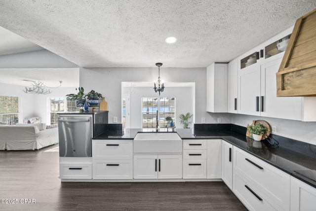 7432 Chipewa Street, Panama City, FL 32404