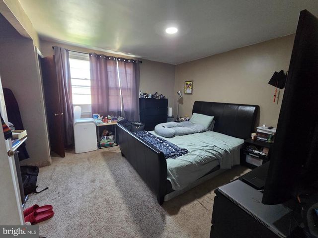 2914 DEVEREAUX AVE, Philadelphia, PA 19149