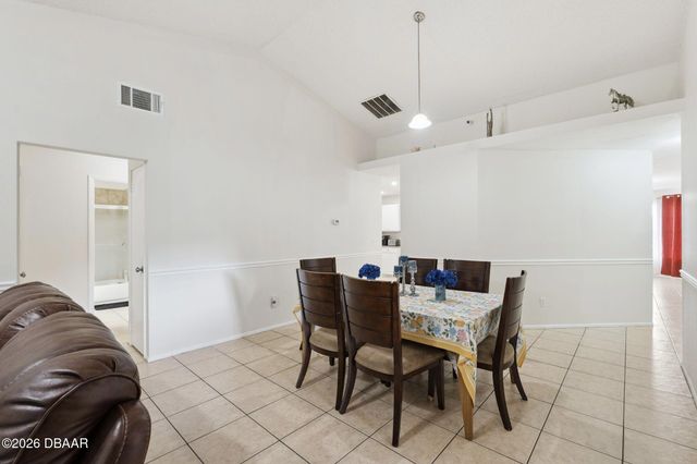 932 Ocala Woods Lane, Orlando, FL 32824