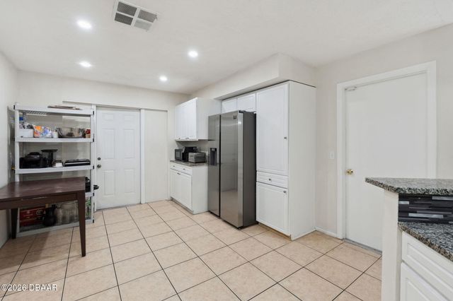 932 Ocala Woods Lane, Orlando, FL 32824
