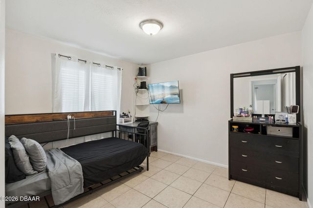 932 Ocala Woods Lane, Orlando, FL 32824