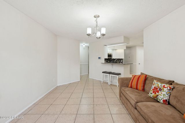 932 Ocala Woods Lane, Orlando, FL 32824