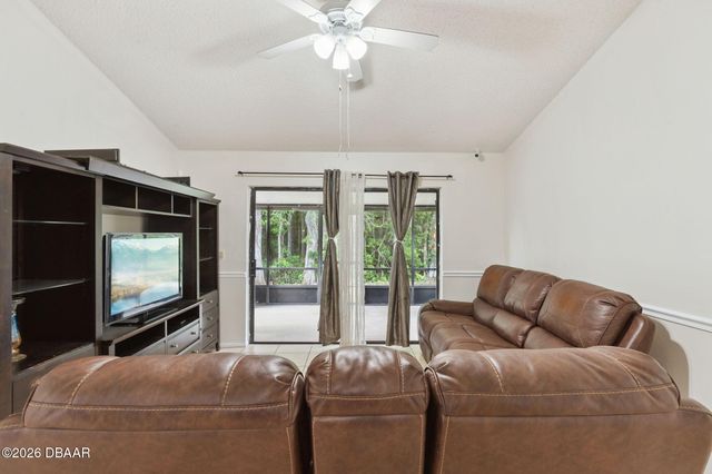 932 Ocala Woods Lane, Orlando, FL 32824