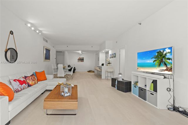 201 S Crandon Blvd 143, Key Biscayne, FL 33149