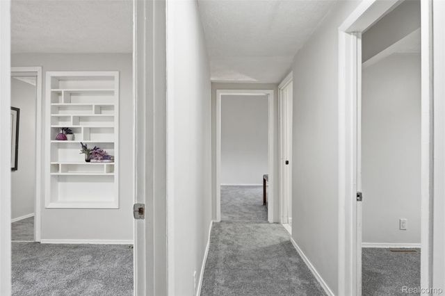 20052 Pine Street, Brownstown Charter Township, MI 48183