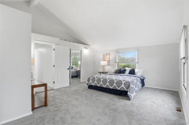 20052 Pine Street, Brownstown Charter Township, MI 48183