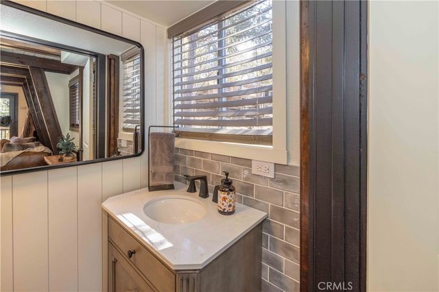 1107 Cedar Mountain Road, Big Bear City, CA 92314