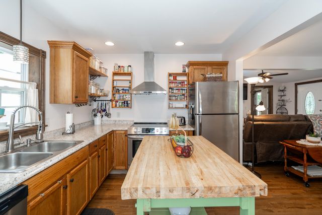 1529 Main Street, Dunlap, TN 37327