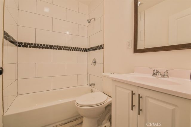 946 E 104th, Los Angeles, CA 90002