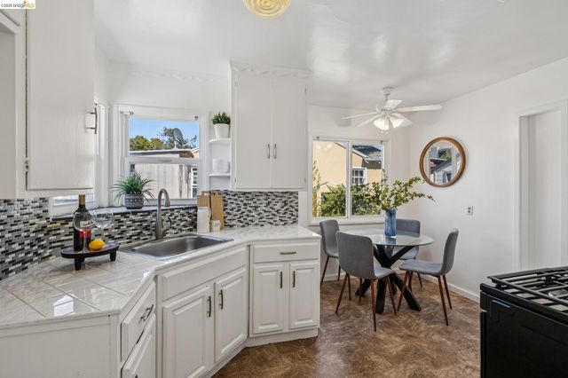 3417 Maricopa Ave, Richmond, CA 94804
