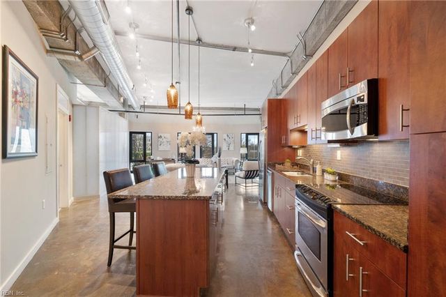 415 Saint Pauls Blvd Unit 202, Norfolk, VA 23510