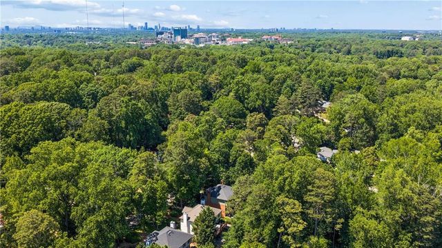 795 N Parkwood Road, Decatur, GA 30030