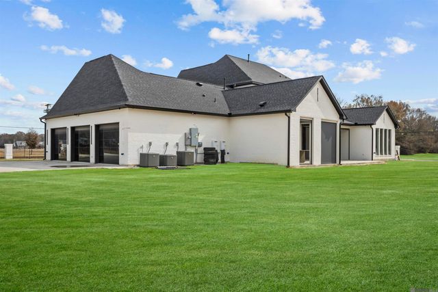 15301 Joor Rd, Zachary, LA 70791