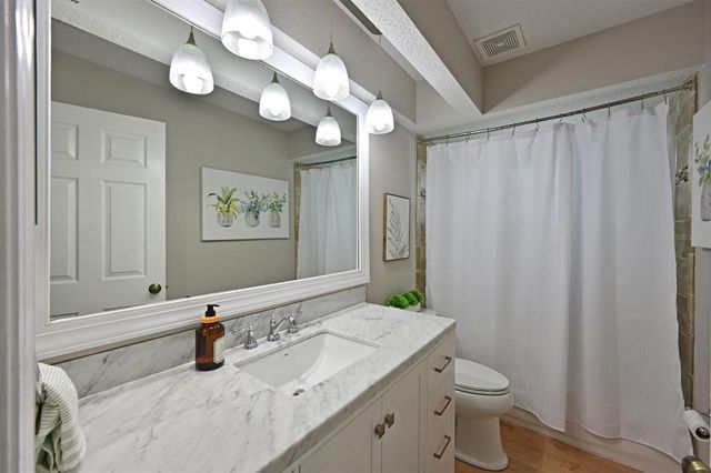 305 MILL RUN E, Bradenton, FL 34212