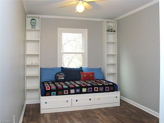 1530 Pebblebrook Road, Winston-salem, NC 27105