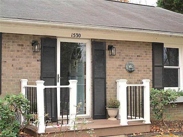 1530 Pebblebrook Road, Winston-salem, NC 27105