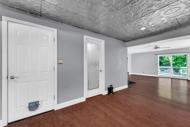 120 Holyoke Street, Hollister, MO 65672