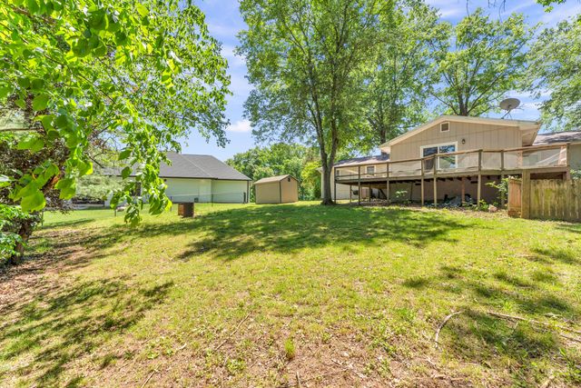 120 Holyoke Street, Hollister, MO 65672