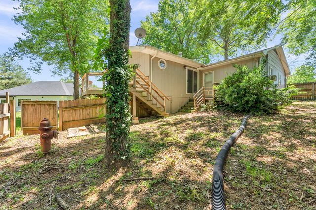 120 Holyoke Street, Hollister, MO 65672