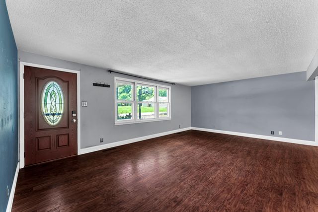120 Holyoke Street, Hollister, MO 65672
