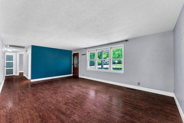 120 Holyoke Street, Hollister, MO 65672
