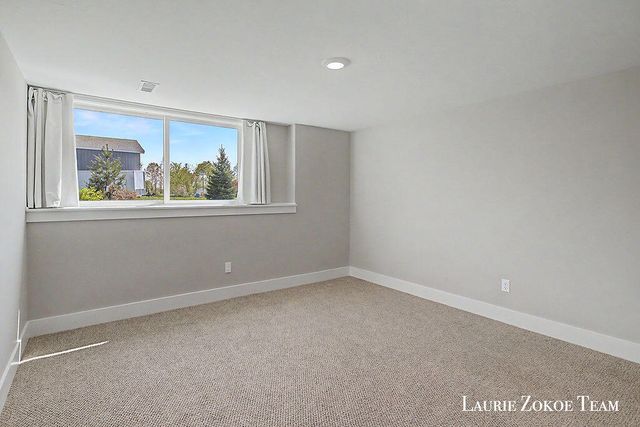 12474 64th Avenue, Allendale Twp, MI 49401